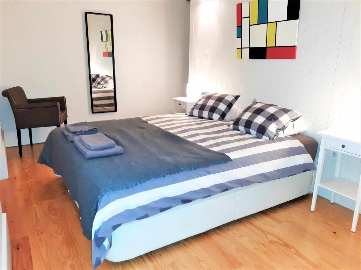 Oporto Delight 1 Luxury Apartment In Historic Center With Balcony Max 4 P Экстерьер фото